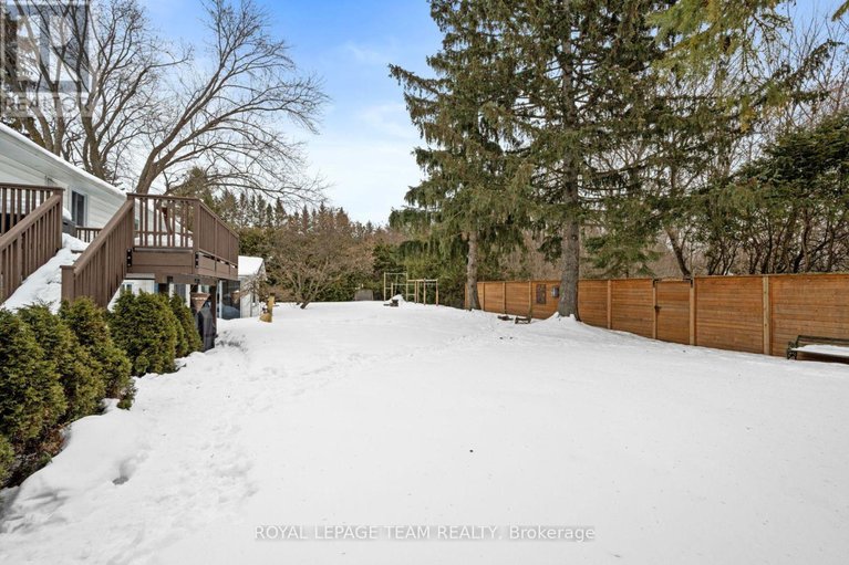 29404237/28-maplehill-way/manotick-village-manotick-estates/ottawa/ontario/K2C3H1_46