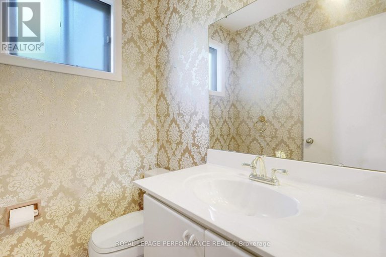 28634113/2194-haig-drive/elmvale-acres/ottawa/ontario/K1G2L2_15