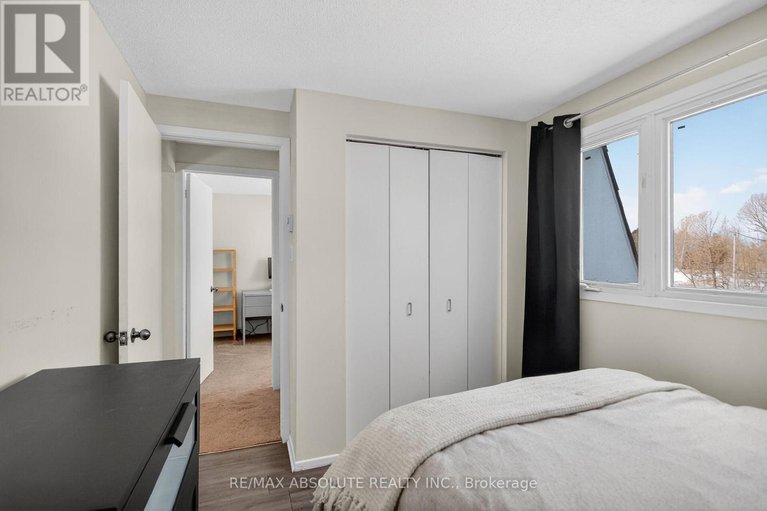 29291112/12-68-king-street/richmond/ottawa/ontario/K0A2Z0_28