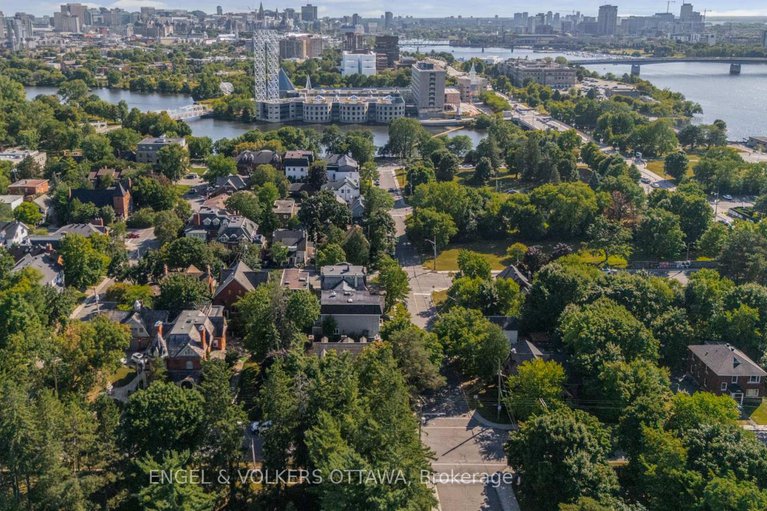 28766697/35-mackay-street/new-edinburgh/ottawa/ontario/K1M2B2_11