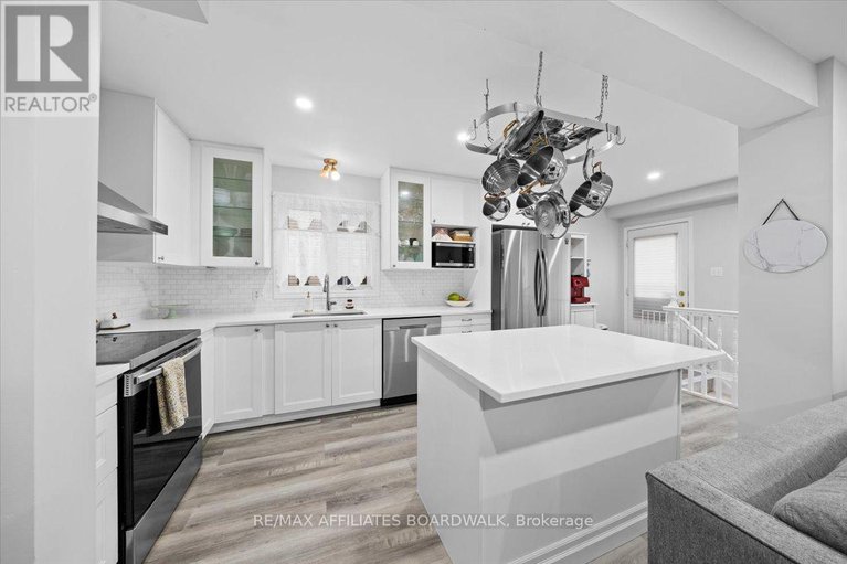 29123798/34-woodgate-way/longfields/ottawa/ontario/K2J4C9_13