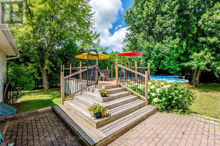 29038692/14215-county-rd-2-highway/south-stormont-osnabruck-twp/south-stormont/ontario/K0C1M0_5