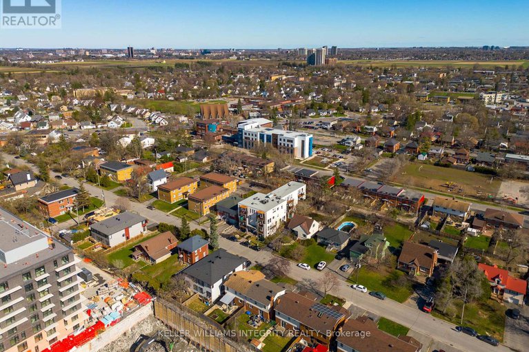 28435777/202-1308-thames-street/carlington/ottawa/ontario/K1Z7N4_31