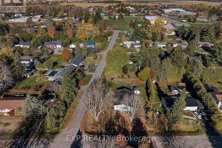 29065141/3297-wayne-street/osgoode/ottawa/ontario/K0A2W0_17