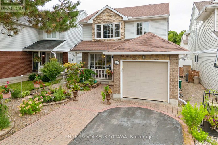 28798692/2213-noblewood-way/orleans-village/ottawa/ontario/K1W1E7_1