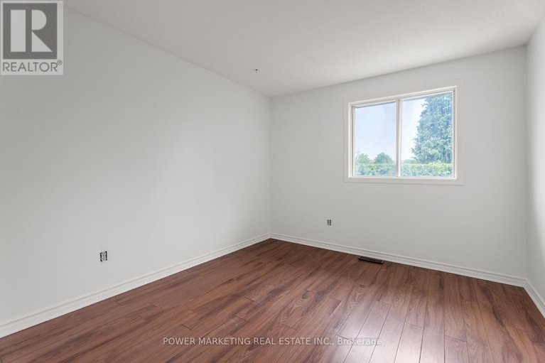 28583636/1631-saxony-crescent/pineview/ottawa/ontario/K1B5K8_23