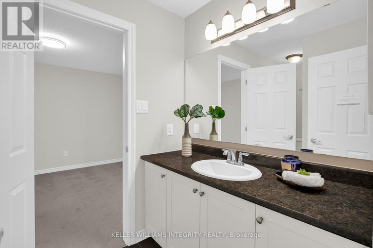 28440257/187-lamprey-street/half-moon-bay/ottawa/ontario/K2J6C3_36