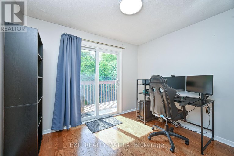 28875477/90-chesterton-drive/borden-farmstewart-farmcarleton-heightsparkwood-hills/ottawa/ontario/K2E5T6_14