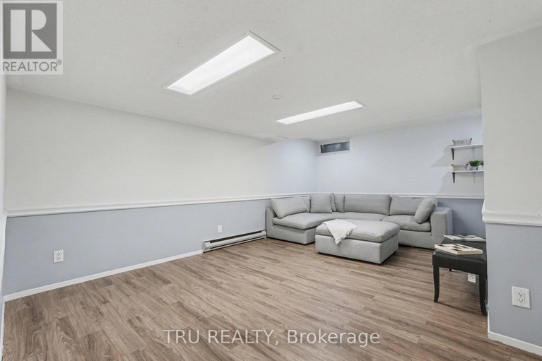 29252299/463f-moodie-drive/arbeatha-park/ottawa/ontario/K2H8T7_18