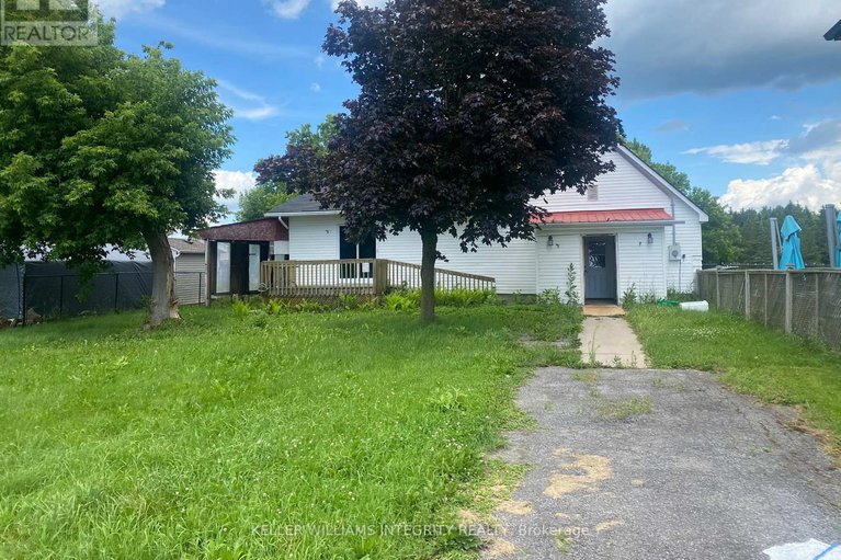 28127575/2415-du-lac-road/clarencerockland-twp/clarence-rockland/ontario/K0A3N0_3