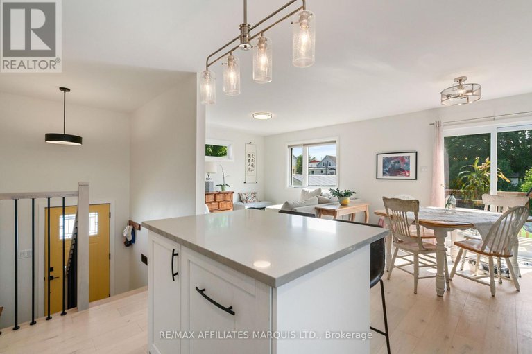 29391594/106-bishop-street-s/alexandria/north-glengarry/ontario/K0C1A0_7