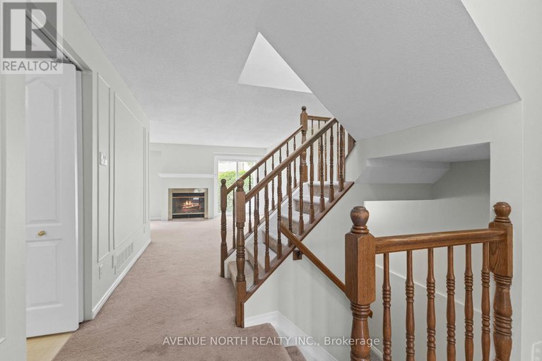 28468881/23-45-wrenwood-crescent/centrepointe/ottawa/ontario/K2G5V4_6