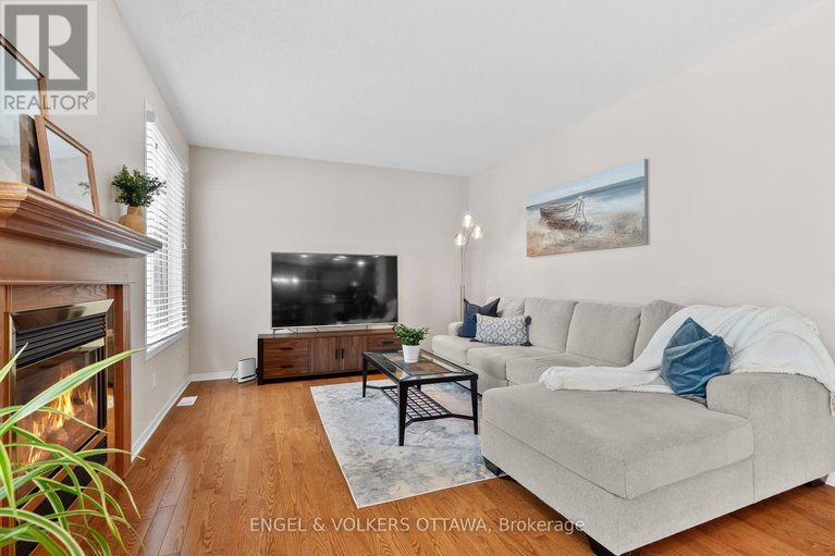 28459479/705-larcastle-circle/avalon-east/ottawa/ontario/K4A4Z2_13