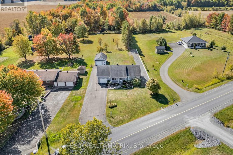 28989592/1582-sandy-hill-road/champlain-twp/champlain/ontario/K6A2R2_27