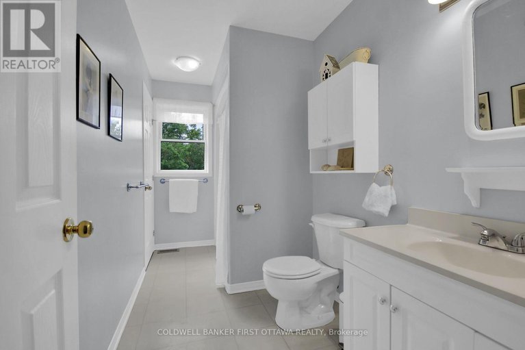 28777680/230-pine-ridge-drive/beckwith-twp/beckwith/ontario/K7C3P2_16
