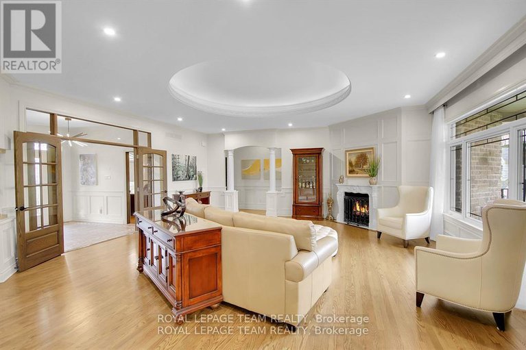 28487083/5591-manotick-main-street/manotick-village-manotick-estates/ottawa/ontario/K4M1A4_8