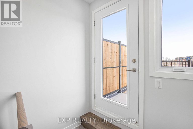 28654763/420-mishi-private/cfb-rockcliffe-and-area/ottawa/ontario/K1K0P2_15