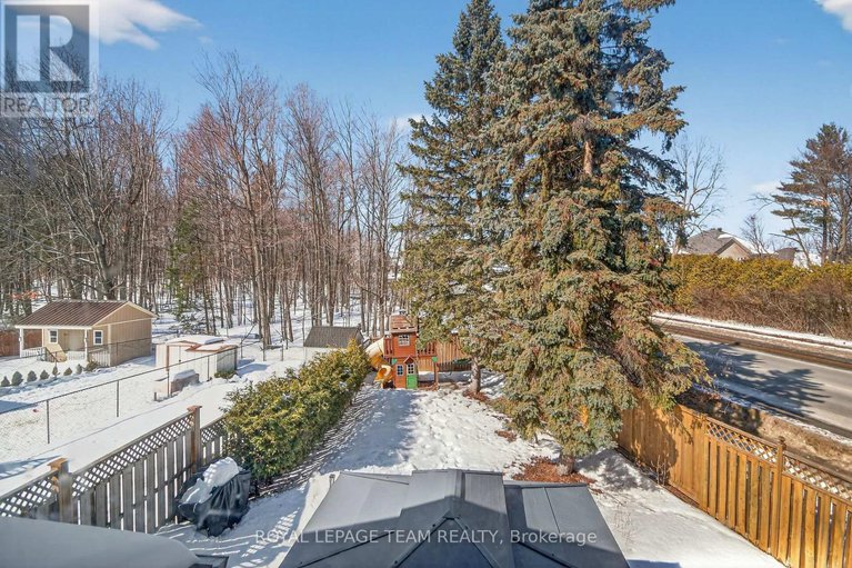 29431774/2-furlong-crescent/bridlewood/ottawa/ontario/K2M2J1_43