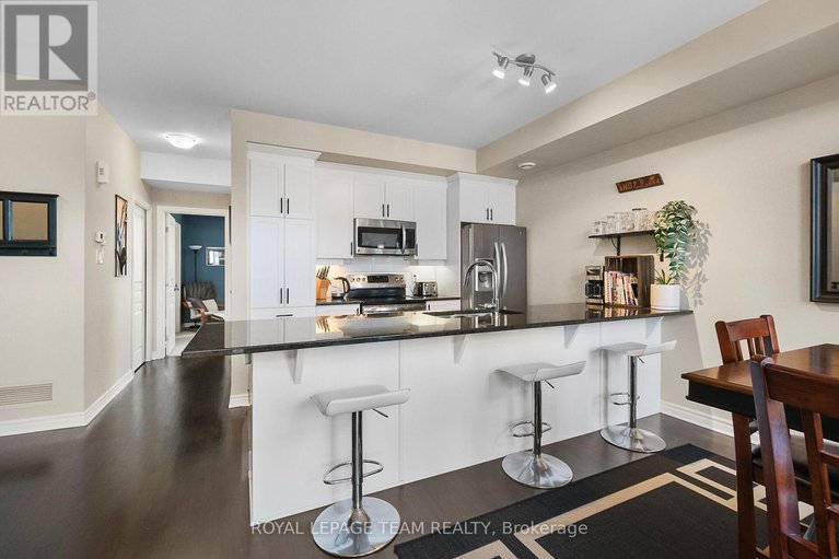 28643130/220-pembina-private/riverside-southgloucester-glen/ottawa/ontario/K4M0G7_18