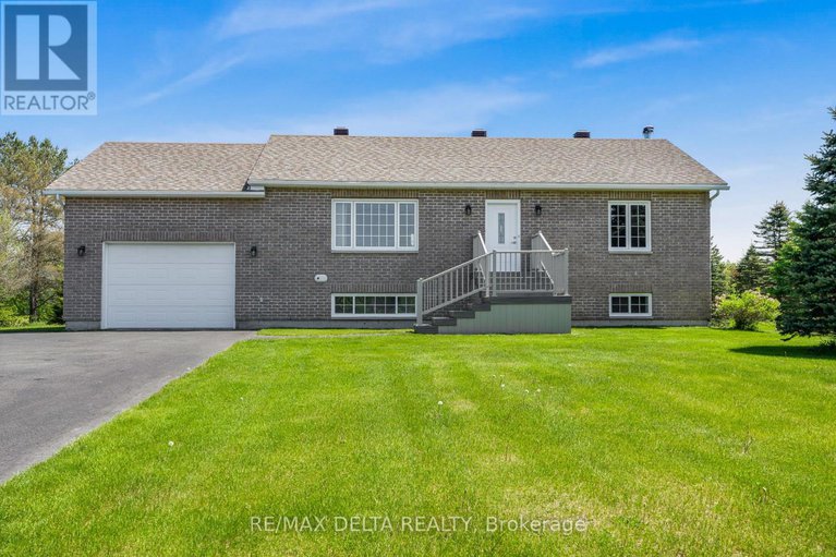 28380312/1987-paul-drive/clarencerockland-twp/clarence-rockland/ontario/K0A1E0_2