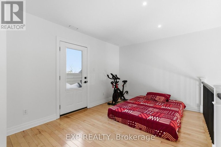 29608376/28-meach-private/stittsville-south/ottawa/ontario/K2S0T8_20