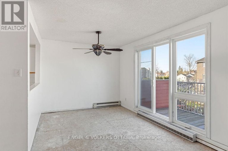 29657683/508-1589-st-bernard-street/sawmill-creektimbermill/ottawa/ontario/K1T3H7_7