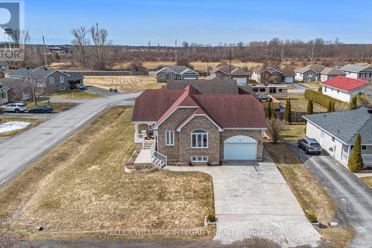 28140497/55-rowan-drive/morrisburg/south-dundas/ontario/K0C1X0_2