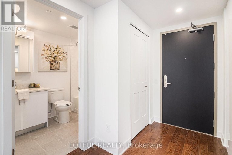 29442241/2007-180-george-street/lower-townbyward-market/ottawa/ontario/K1N0G8_8