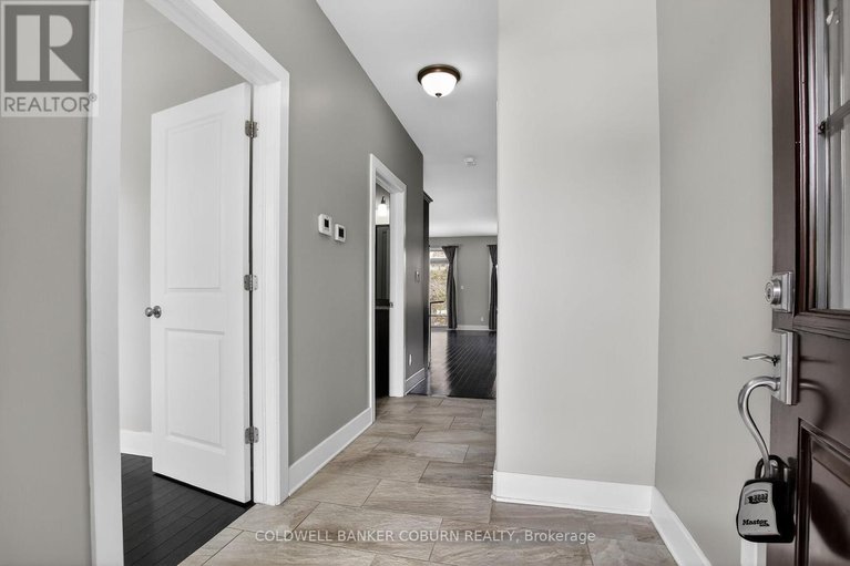 29527715/37-galens-way/kemptville/north-grenville/ontario/K0G1J0_3