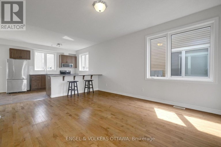 29609510/305-lamarche-avenue/orleans-village/ottawa/ontario/K1W0M6_7