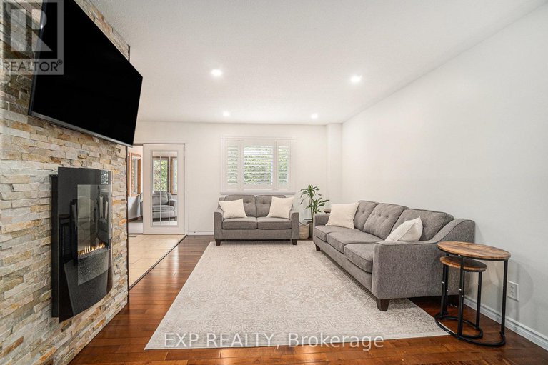 28430492/5-benlark-road/on-the-green/ottawa/ontario/K2J2L5_7