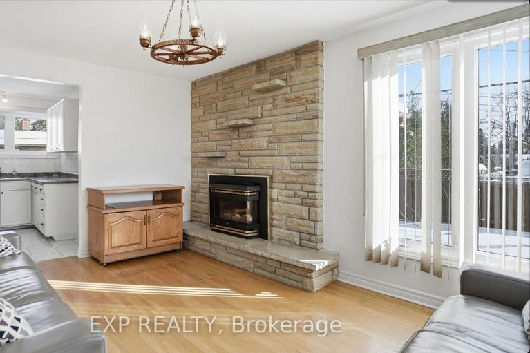 29285178/20-wallford-way/city-viewskylinefisher-heightsparkwood-hills/ottawa/ontario/K2E6B4_15