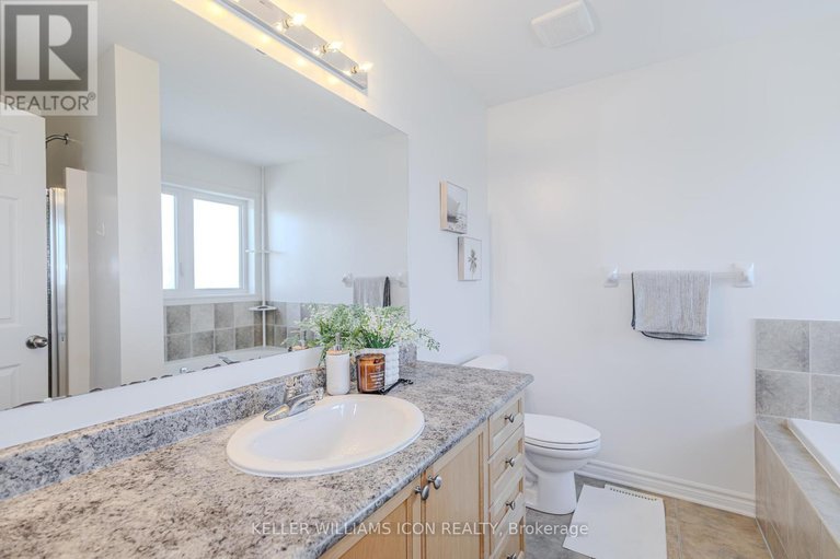 28867484/245-kiwanis-court/hunt-club-parkgreenboro/ottawa/ontario/K1T0H6_26