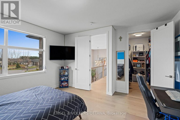 28249297/532-leimerk-court/manotick-village-manotick-estates/ottawa/ontario/K4M0E3_34