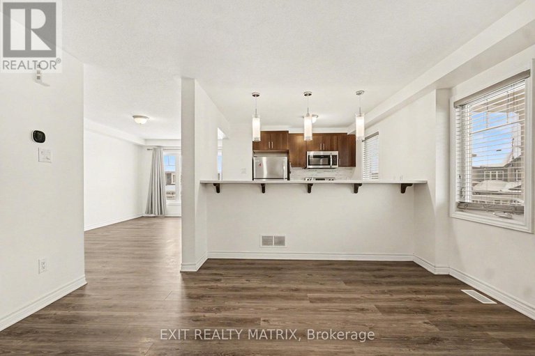 29236980/370-willow-aster-circle/avalon-west/ottawa/ontario/K4A1C8_13