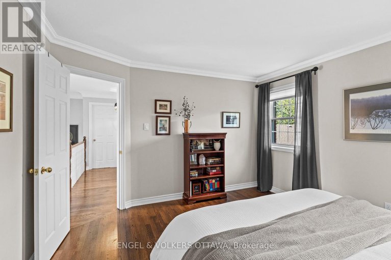 28790851/5557-pettapiece-crescent/manotick-village-manotick-estates/ottawa/ontario/K4M1C5_36