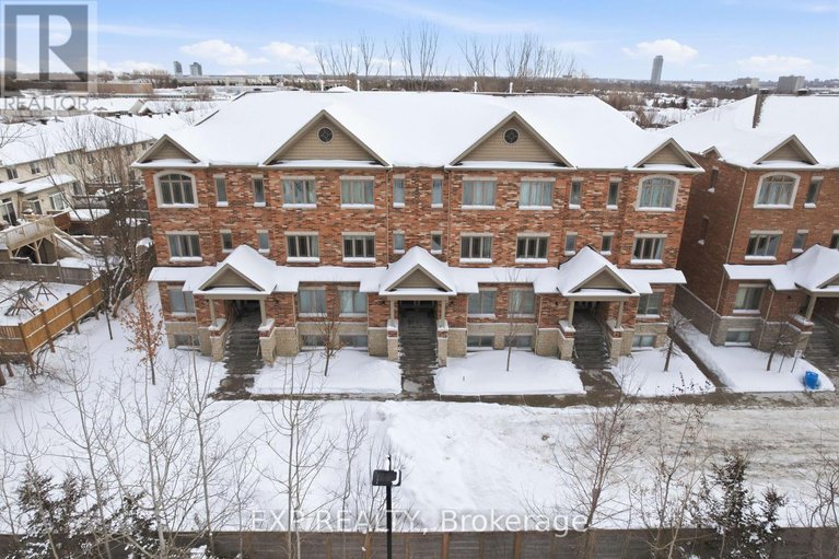 29328138/634-danaca-private/carson-meadows/ottawa/ontario/K1K2V7_1