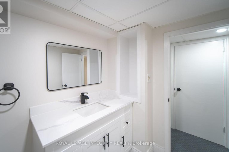 28851706/17-mcclure-crescent/katimavik/ottawa/ontario/K2L2H1_29