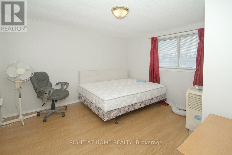 28229384/l-1466-heatherington-road/heron-gateindustrial-park/ottawa/ontario/K1V6S1_6