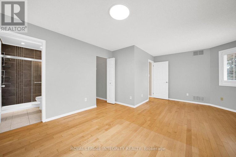 29118675/234-walden-drive/beaverbrook/ottawa/ontario/K2K2M3_31