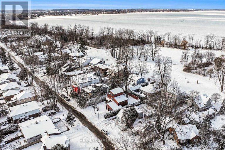 29182655/2821-haughton-avenue/britannia/ottawa/ontario/K2B6Z2_16