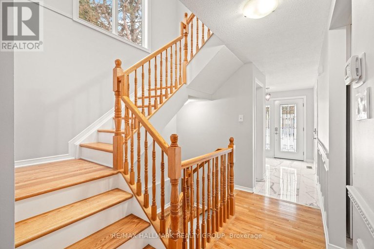 29537111/14-wrenwood-crescent/centrepointe/ottawa/ontario/K2G5V3_5