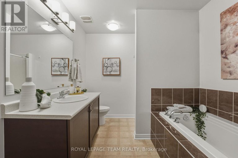 29225348/224-opus-street/emerald-meadowstrailwest/ottawa/ontario/K2S0J1_30