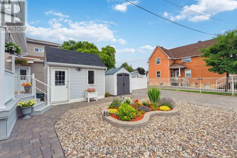 28863481/347-shakespeare-street/vanier/ottawa/ontario/K1L5M1_49