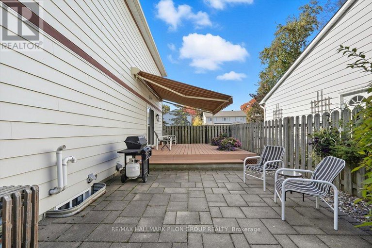 28959990/6343-viseneau-drive/chateauneuf/ottawa/ontario/K1C2G8_20