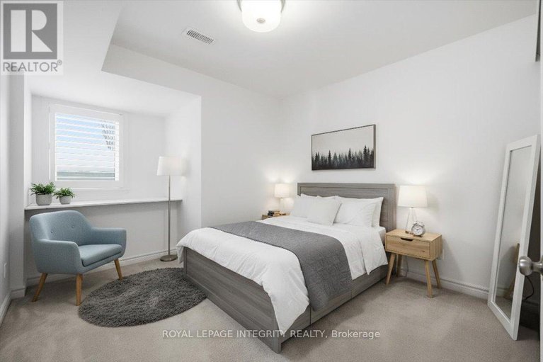 29274145/41-carabiner-private/mer-bleuebradley-estatesanderson-park/ottawa/ontario/K1W0L7_20