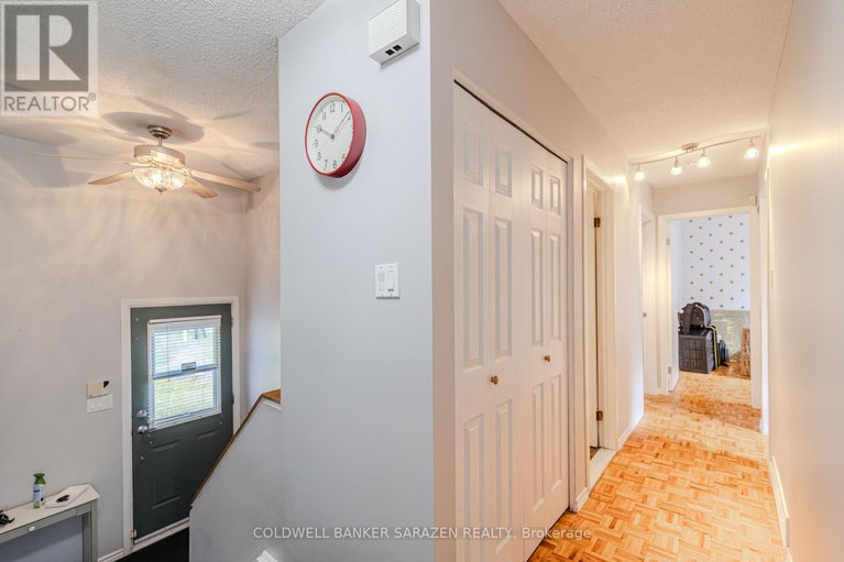 29006126/6535-rideau-valley-drive-n/manotick-south-to-roger-stevens/ottawa/ontario/K4M1B3_19