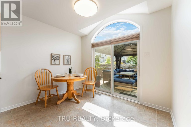 28803900/217-sorento-street/strandherd/ottawa/ontario/K2J0B6_11