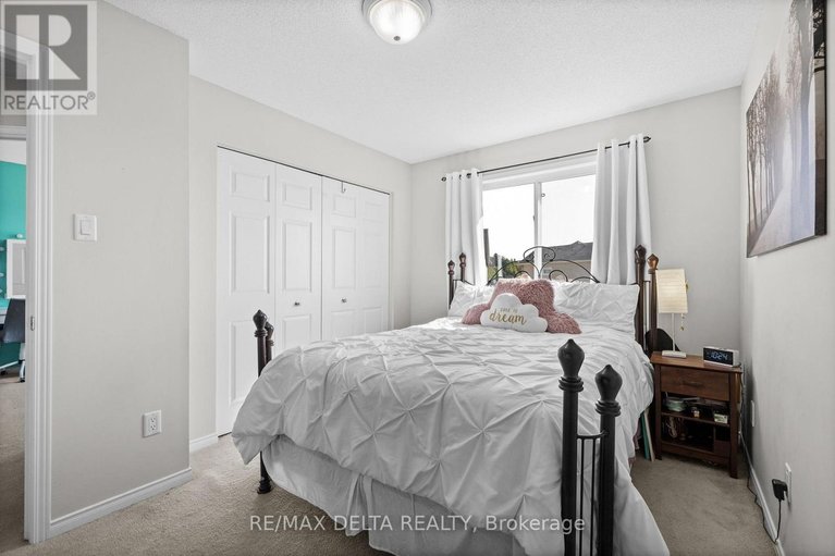 29662213/221-mercury-street/clarencerockland-twp/clarence-rockland/ontario/K4K0E8_28