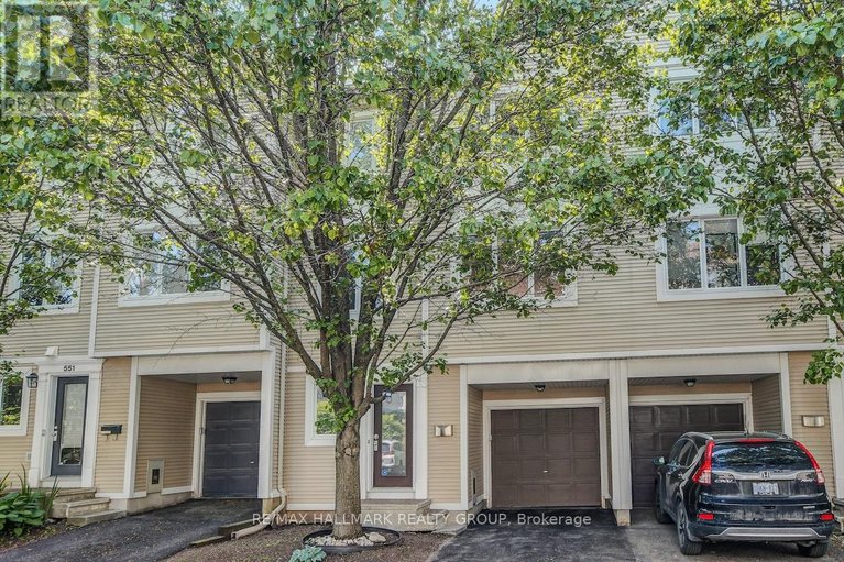 28835286/553-burleigh-private/cyrville/ottawa/ontario/K1J1J9_1